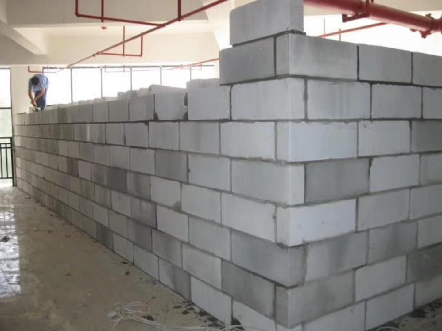 钟山蒸压加气混凝土砌块承重墙静力和抗震性能的研究